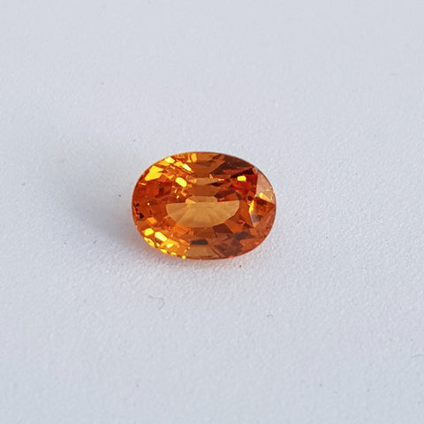 Spessartite Garnet (7.0 mm x 5.3 mm) Oval