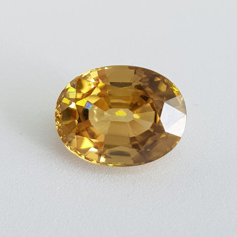 Yellow Natural Zircon (Free Size) Oval (9.06 ct/pcs)