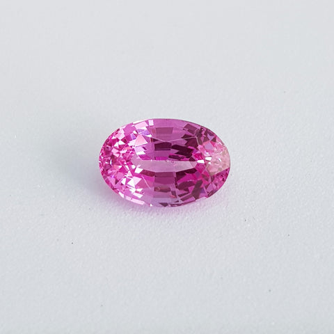 Pink Sapphire (7.7 mm x 5.2 mm x 4.0 mm) Oval