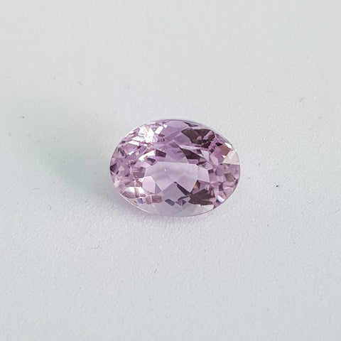 Kunzite (9.0 mm x 7.0 mm) Oval