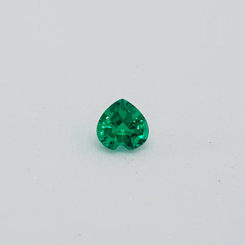 Emerald Lab created (4 mm x 4 mm) Heart