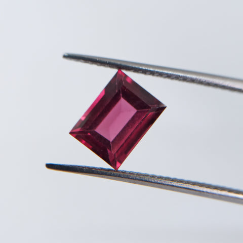 Rhodolite (8 mm x 6 mm) Baguette