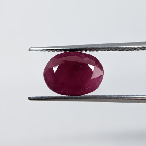 Ruby India (10.5 mm x 7.6 mm) Oval