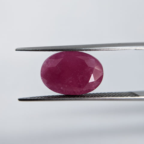 Ruby India (12.7 mm x 9 mm) Oval