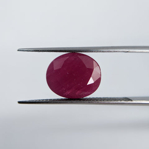 Ruby India (12 mm x 10 mm) Oval