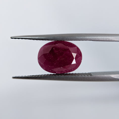 Ruby India (12.5 mm x 9.3 mm) Oval