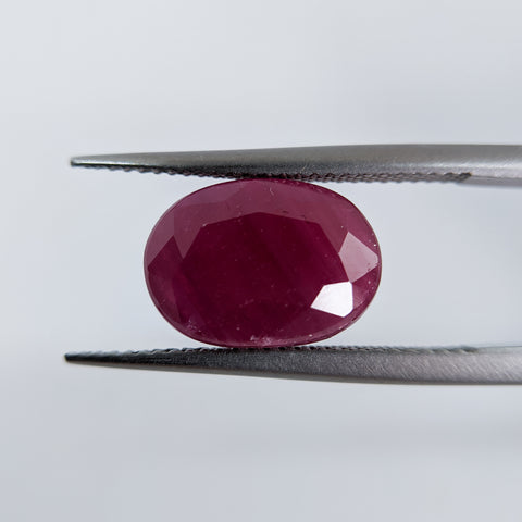 Ruby India (12.7 mm x 9.2 mm) Oval