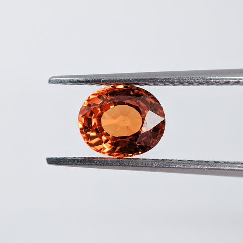 Spessartite (7 mm x 6 mm) Oval