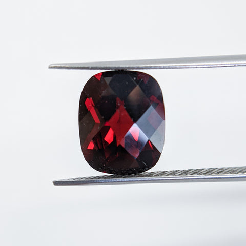 Garnet Mozambique Pair (12 mm x 10 mm) Cushion