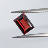 Garnet Mozambique (8.8 mm x 6.3 mm) Baguette