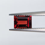 Garnet Mozambique (7 mm x 5 mm) Baguette