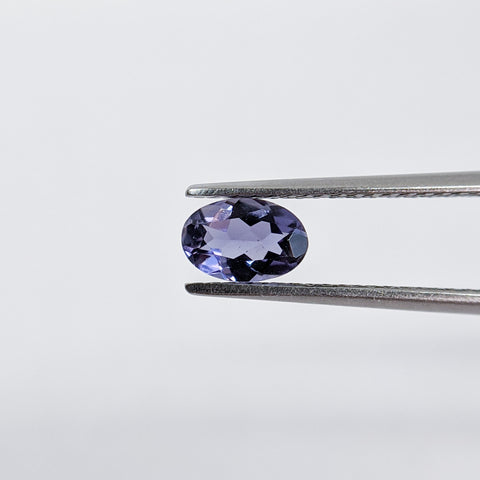 Iolite (6 mm x 4 mm) Oval